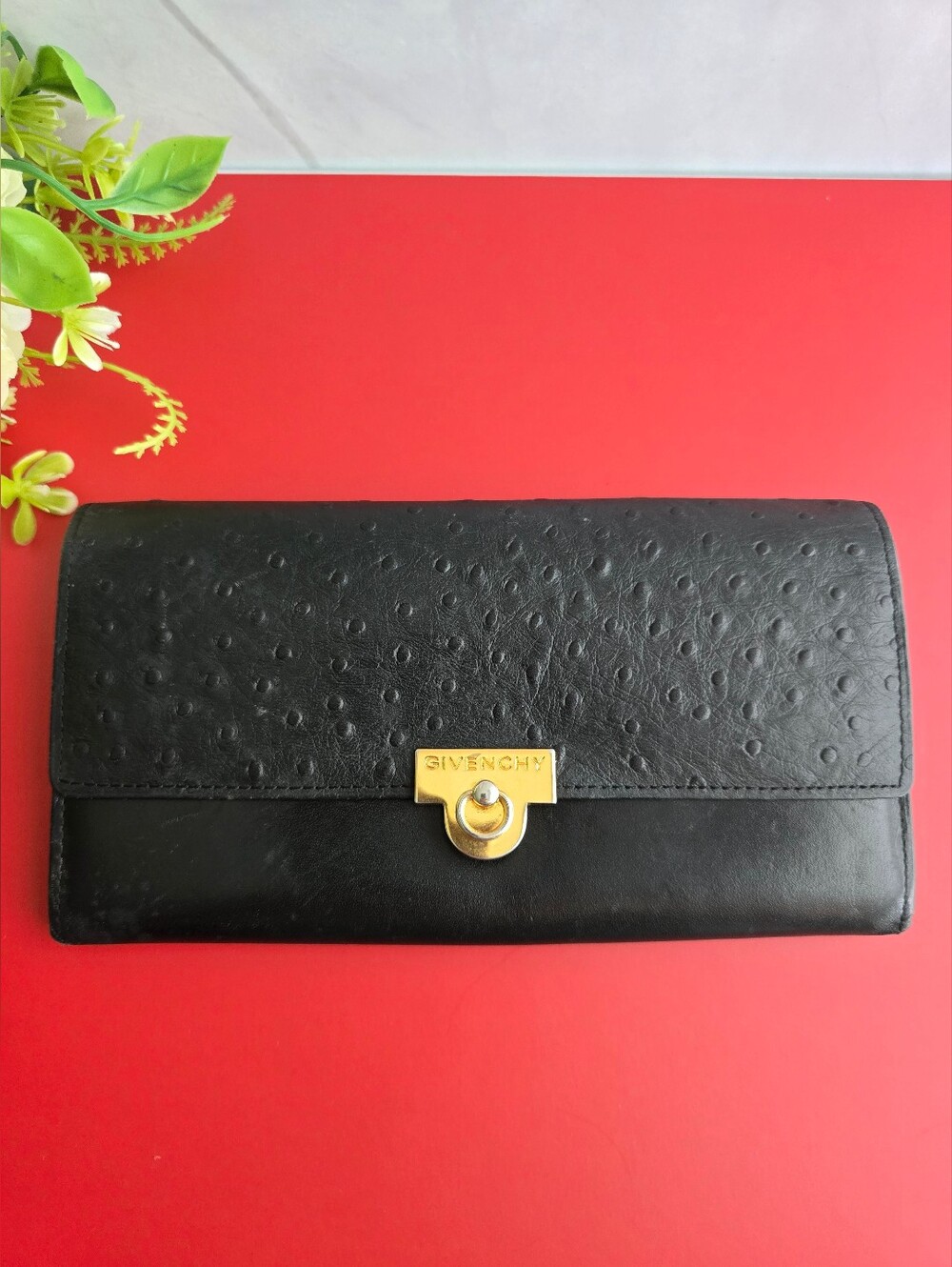 🖤Givenchy Vintage Kisslock Black Leather Wallet
